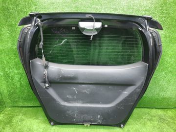 ДВЕРЬ ПЯТАЯ НА HONDA FREED SPIKE GP3