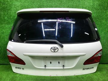 ДВЕРЬ ПЯТАЯ НА TOYOTA IPSUM ACM21W