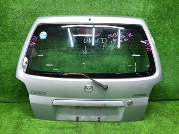 ДВЕРЬ ПЯТАЯ НА MAZDA DEMIO DW3W