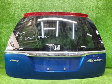 ДВЕРЬ ПЯТАЯ НА HONDA STREAM RN1