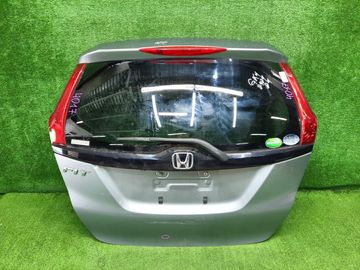 ДВЕРЬ ПЯТАЯ НА HONDA FIT GK4