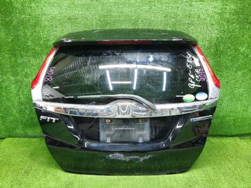 ДВЕРЬ ПЯТАЯ НА HONDA FIT GP6