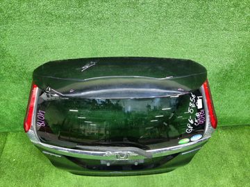 ДВЕРЬ ПЯТАЯ НА HONDA FIT GP6