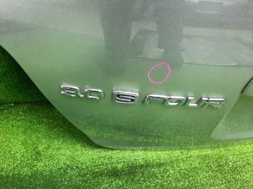 ДВЕРЬ ПЯТАЯ НА TOYOTA KLUGER V ACU25W
