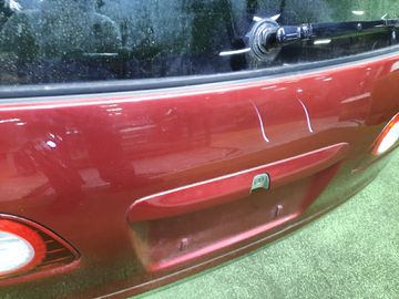 ДВЕРЬ ПЯТАЯ НА TOYOTA CALDINA ST210