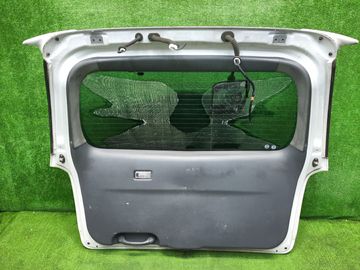 ДВЕРЬ ПЯТАЯ НА MAZDA MPV LW3W