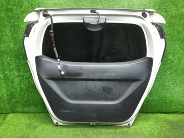 ДВЕРЬ ПЯТАЯ НА HONDA FREED GB3