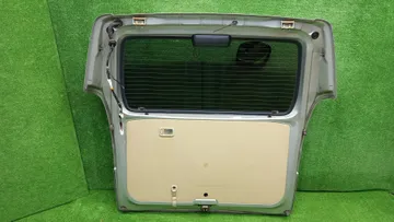 ДВЕРЬ ПЯТАЯ НА NISSAN SERENA TC24