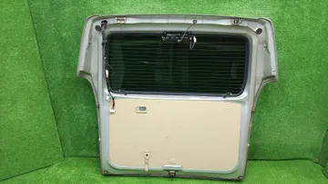 ДВЕРЬ ПЯТАЯ НА NISSAN SERENA TC24