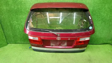 ДВЕРЬ ПЯТАЯ НА TOYOTA CALDINA ST190G