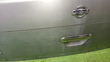 ДВЕРЬ ПЯТАЯ НА NISSAN CUBE Z10