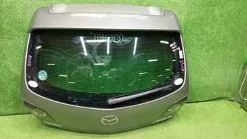 ДВЕРЬ ПЯТАЯ НА MAZDA AXELA BK5P