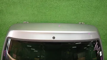ДВЕРЬ ПЯТАЯ НА NISSAN WINGROAD Y11