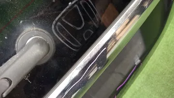 ДВЕРЬ ПЯТАЯ НА HONDA STREAM RN1