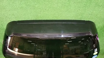 ДВЕРЬ ПЯТАЯ НА TOYOTA WISH ZNE10G