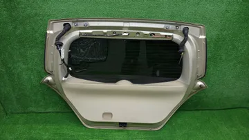 ДВЕРЬ ПЯТАЯ НА NISSAN TIIDA C11