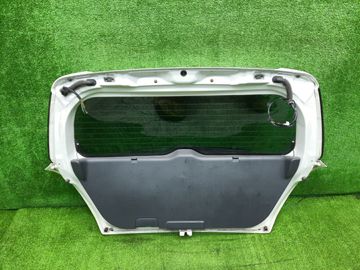 ДВЕРЬ ПЯТАЯ НА SUZUKI SWIFT ZC11S