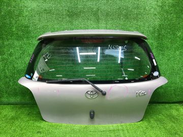 ДВЕРЬ ПЯТАЯ НА TOYOTA VITZ NCP15