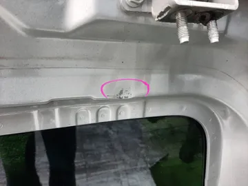 ДВЕРЬ ПЯТАЯ НА NISSAN NV200 VM20