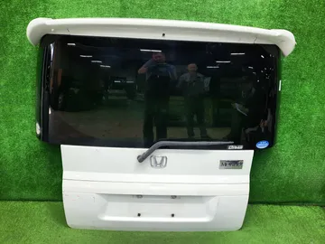 ДВЕРЬ ПЯТАЯ НА HONDA MOBILIO GB1