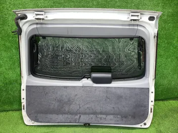 ДВЕРЬ ПЯТАЯ НА NISSAN AVENIR W11