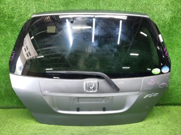 ДВЕРЬ ПЯТАЯ НА HONDA FIT GD1