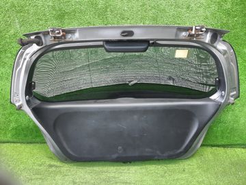 ДВЕРЬ ПЯТАЯ НА HONDA FIT GD1