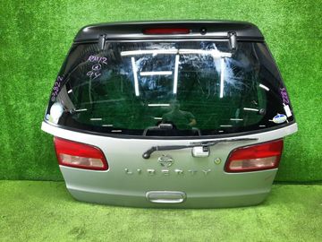 ДВЕРЬ ПЯТАЯ НА NISSAN LIBERTY PM12