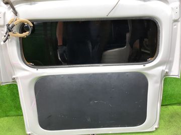 ДВЕРЬ ПЯТАЯ НА TOYOTA TOWN ACE S402M