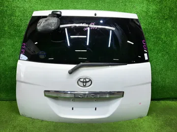 ДВЕРЬ ПЯТАЯ НА TOYOTA ISIS ZNM10W