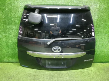 ДВЕРЬ ПЯТАЯ НА TOYOTA ISIS ZGM10G