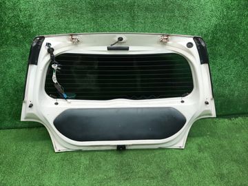 ДВЕРЬ ПЯТАЯ НА TOYOTA IST NCP61