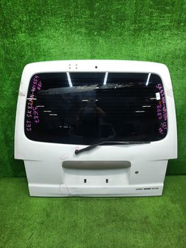 ДВЕРЬ ПЯТАЯ НА MAZDA BONGO SK82M