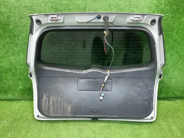 ДВЕРЬ ПЯТАЯ НА TOYOTA COROLLA FIELDER NZE144G