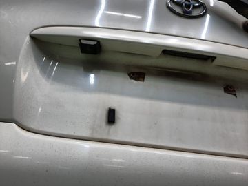 ДВЕРЬ ПЯТАЯ НА TOYOTA FUNCARGO NCP25