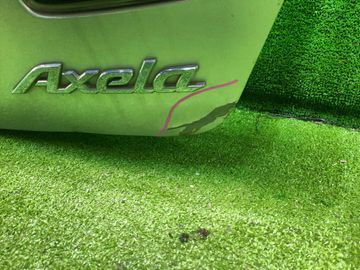 ДВЕРЬ ПЯТАЯ НА MAZDA AXELA BK5P