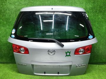 ДВЕРЬ ПЯТАЯ НА MAZDA DEMIO DY3W
