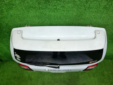 ДВЕРЬ ПЯТАЯ НА SUBARU FORESTER SF5