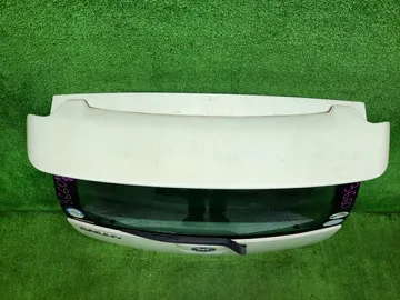 ДВЕРЬ ПЯТАЯ НА TOYOTA PASSO KGC10