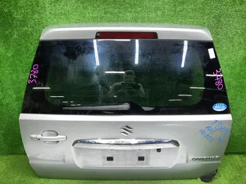 ДВЕРЬ ПЯТАЯ НА SUZUKI ESCUDO TDA4W