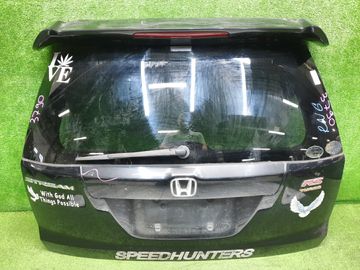 ДВЕРЬ ПЯТАЯ НА HONDA STREAM RN6