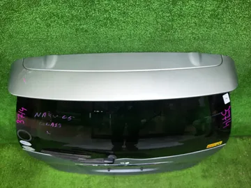 ДВЕРЬ ПЯТАЯ НА MITSUBISHI GRANDIS NA4W