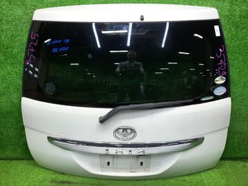 ДВЕРЬ ПЯТАЯ НА TOYOTA ISIS ZNM10G