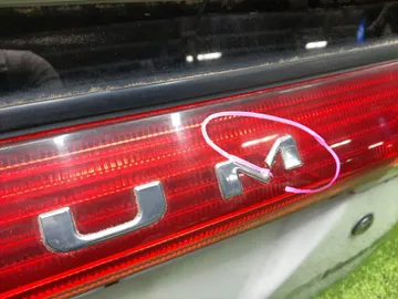 ДВЕРЬ ПЯТАЯ НА MITSUBISHI LEGNUM EC3W