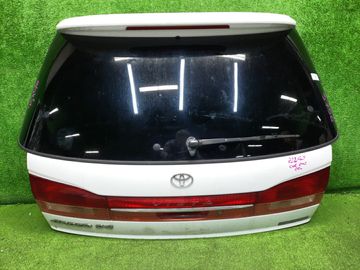 ДВЕРЬ ПЯТАЯ НА TOYOTA VISTA ARDEO ZZV50G