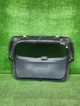 ДВЕРЬ ПЯТАЯ НА TOYOTA WISH ZGE20G
