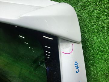 ДВЕРЬ ПЯТАЯ НА MAZDA DEMIO DW3W