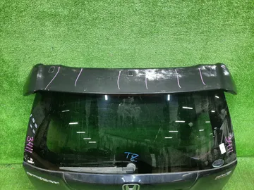 ДВЕРЬ ПЯТАЯ НА HONDA STREAM RN7