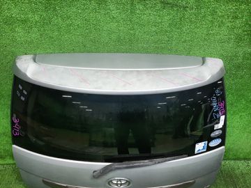 ДВЕРЬ ПЯТАЯ НА TOYOTA ISIS ZNM10G