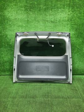 ДВЕРЬ ПЯТАЯ НА TOYOTA ISIS ZNM10G